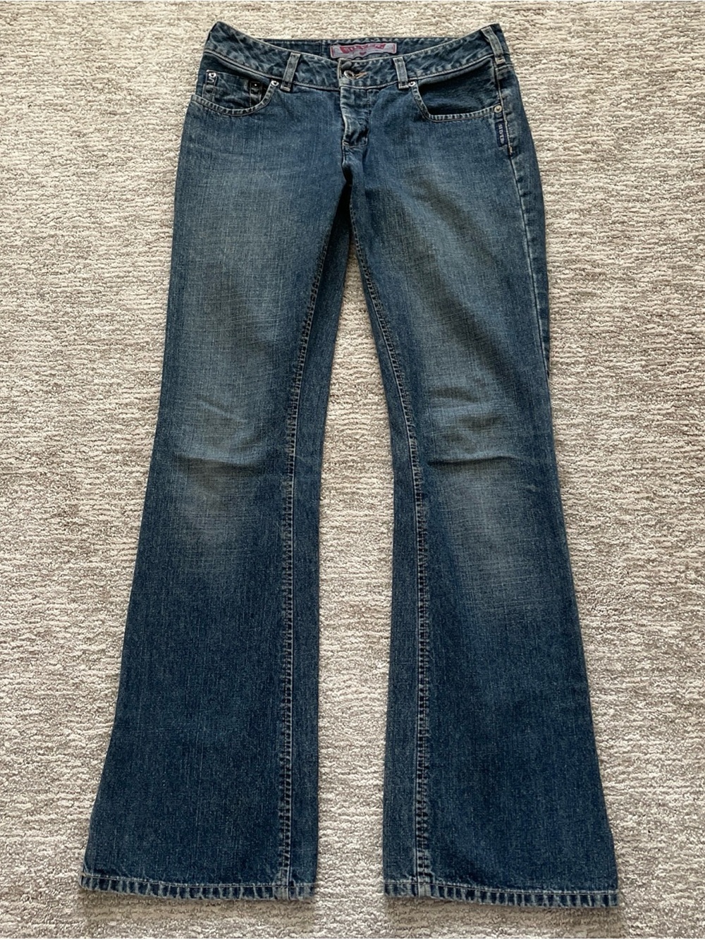 Vintage Y2K Silver Jeans Frisco 29x32 Womens Low Rise Flare 100% Cotton Denim